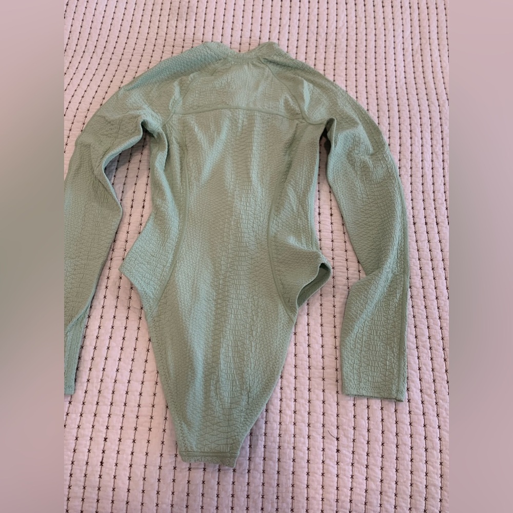 Free People x GiGi C One Piece Surf Wetsuit Swimsuit size small - Picture 8 of 9
